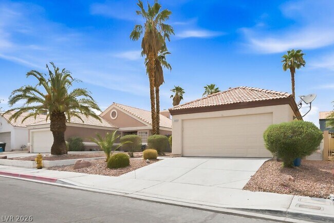 Foto del edificio - 1429 Lilac Breeze Cir