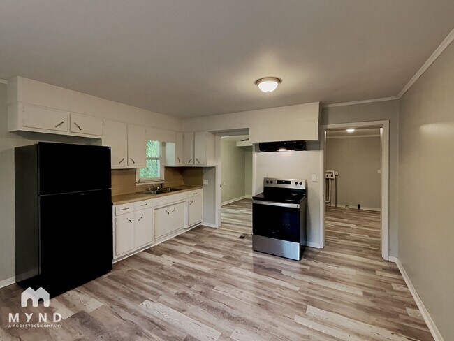 Foto del edificio - 1445 Echols Dr