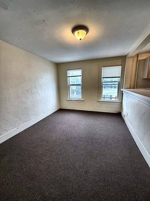 Building Photo - 12 Exchange Ct
