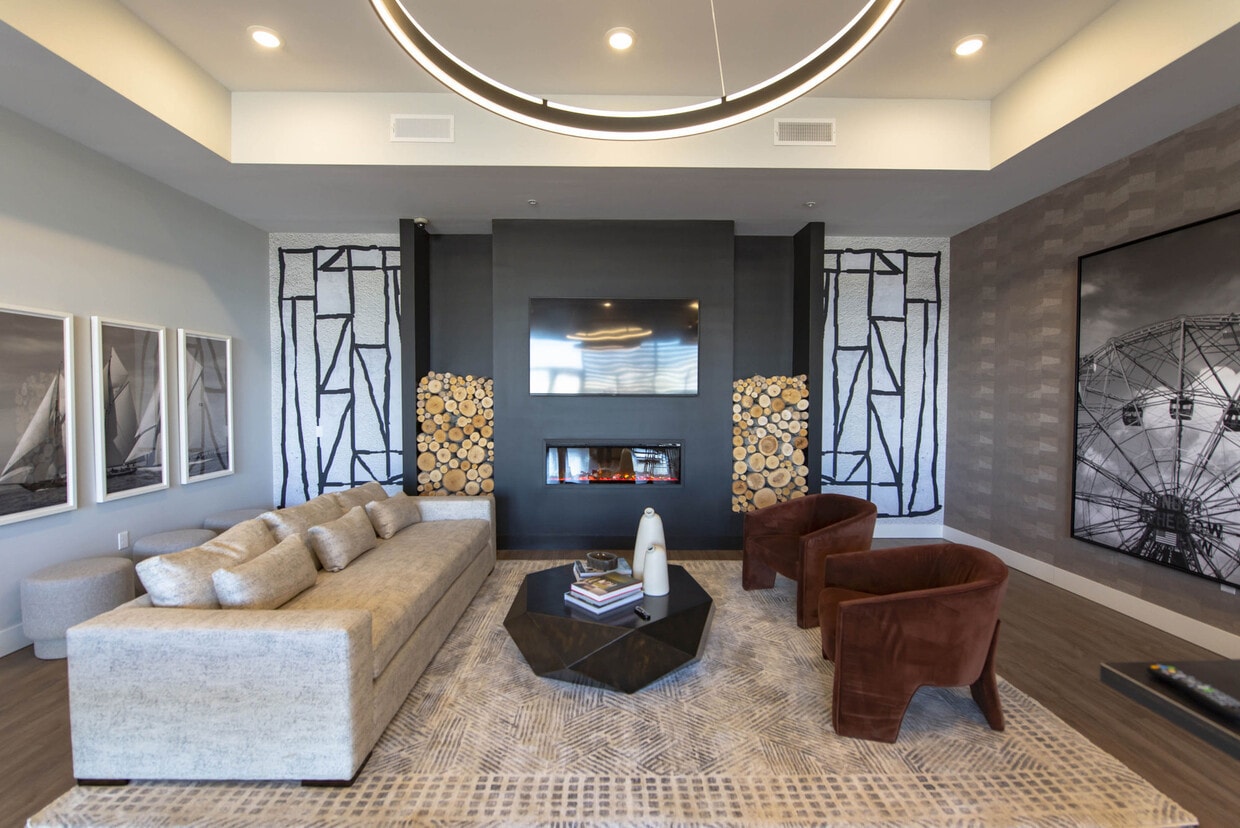 Gateway Lofts Lansing Apartments 3140 E Michigan Ave Lansing, MI