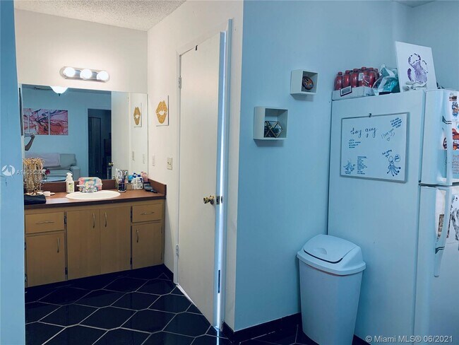 Foto del edificio - 11230 SW 138th St