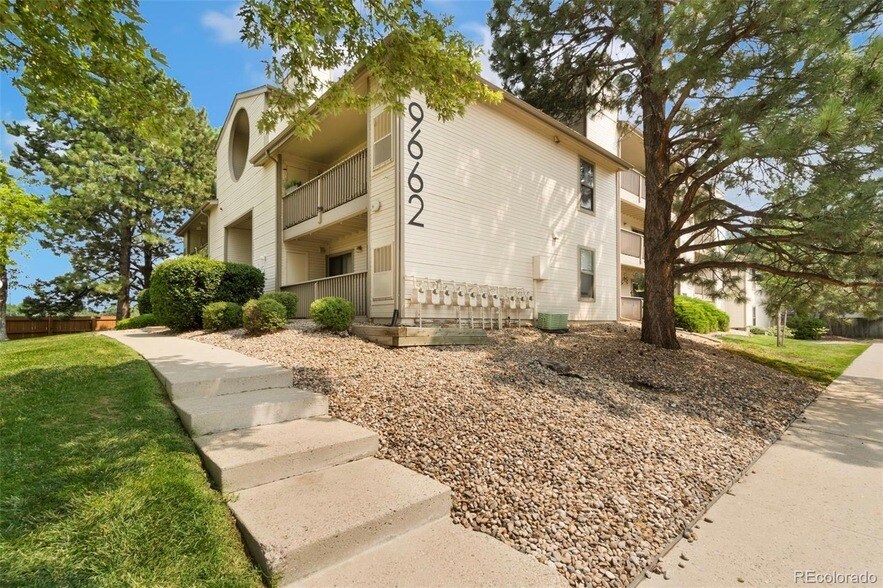 Primary Photo - 9662 Brentwood Way