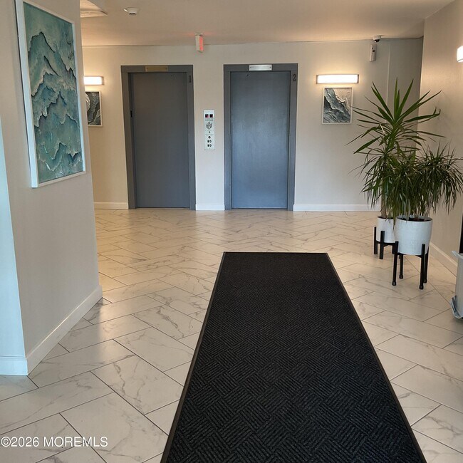 Foto del edificio - 480 Ocean Ave N