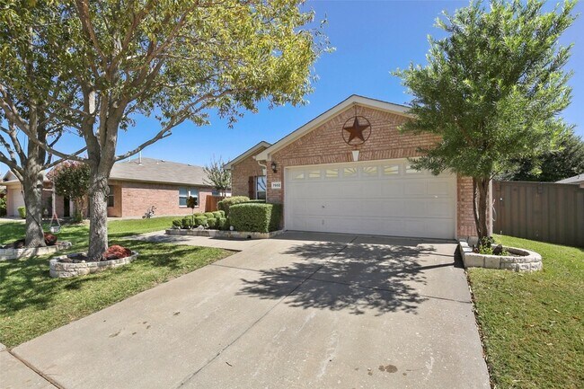 Building Photo - 7802 Milestone Ridge Dr