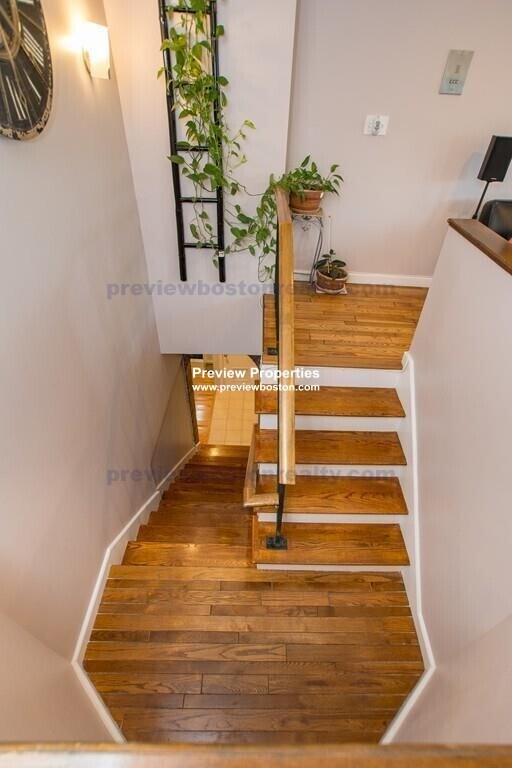 Foto del edificio - 29 Brainerd Rd