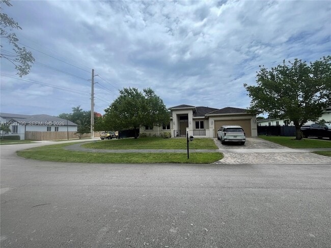 Building Photo - 19701 SW 84th Ct