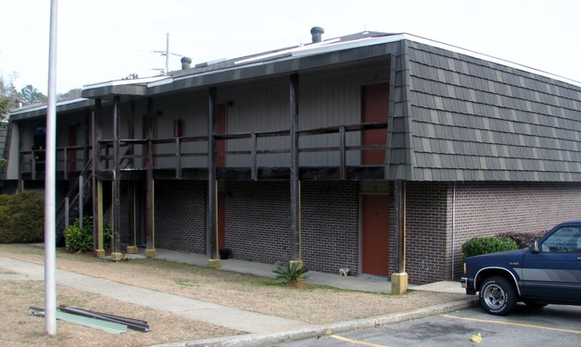 Building Photo - Lincoln Square Townhomes