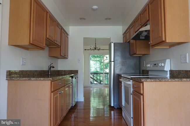Building Photo - 4382 Harvester Farm Ln