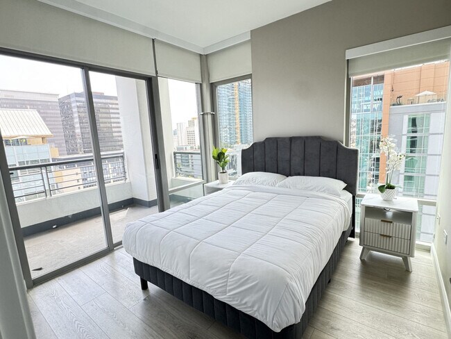 Foto del edificio - 425 W Beech St