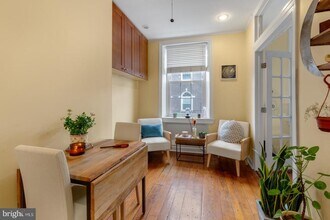 Building Photo - 1341 Lombard St