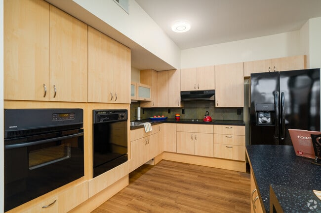 2BR, 2BA - 6North Apartments