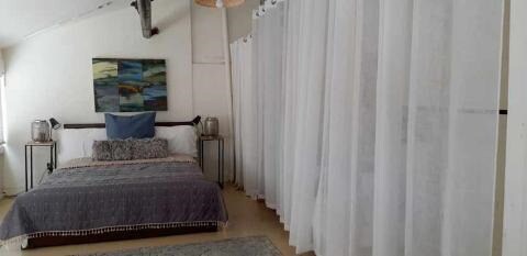LOFT PIX III - 2934 Ford St