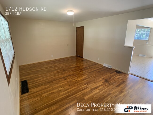 Building Photo - 3 Bedroom House