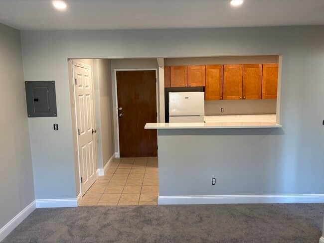 Foto del edificio - 445 Pleasant St