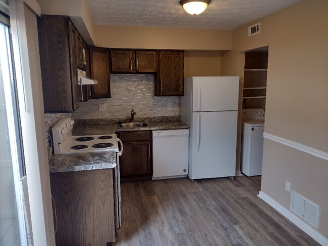 Foto del edificio - 1 Peppertree Ln