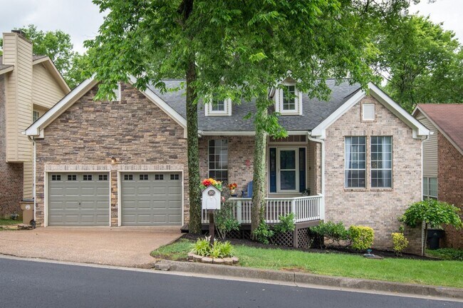 Foto del edificio - 5893 Woodlands Ave