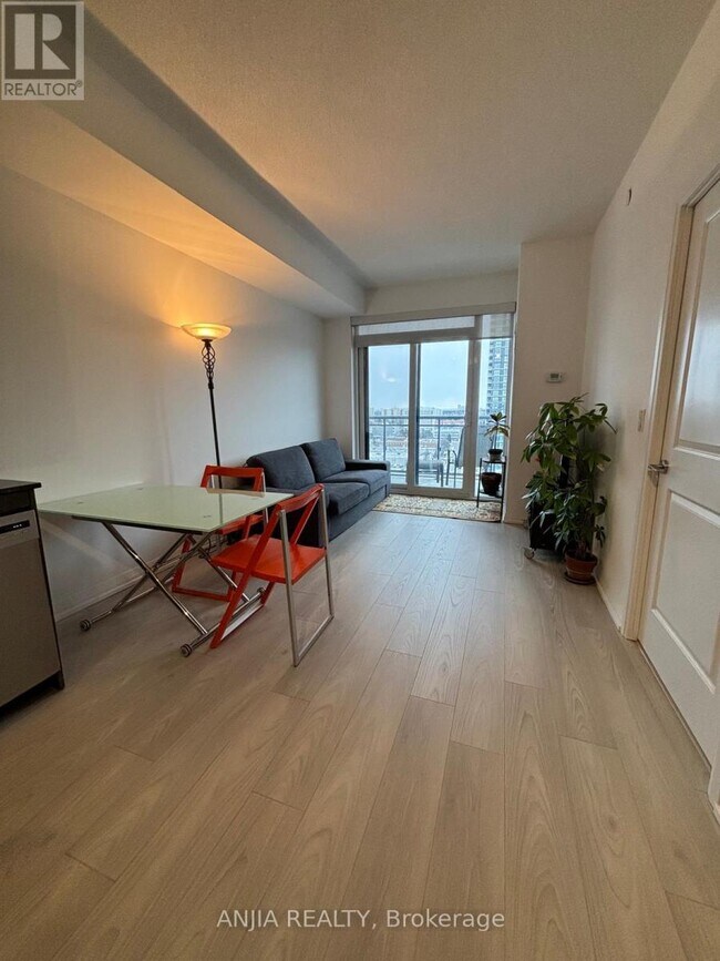 Photo du bâtiment - 50 Ann O'Reilly Rd