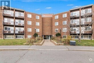 Building Photo - 2041-2041 Arrowsmith Dr