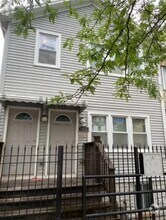 Building Photo - 1836 S Laflin St
