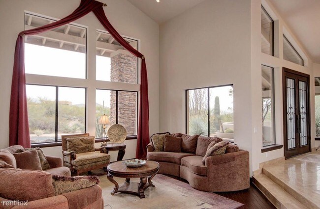Foto del edificio - 10694 E Yearling Dr