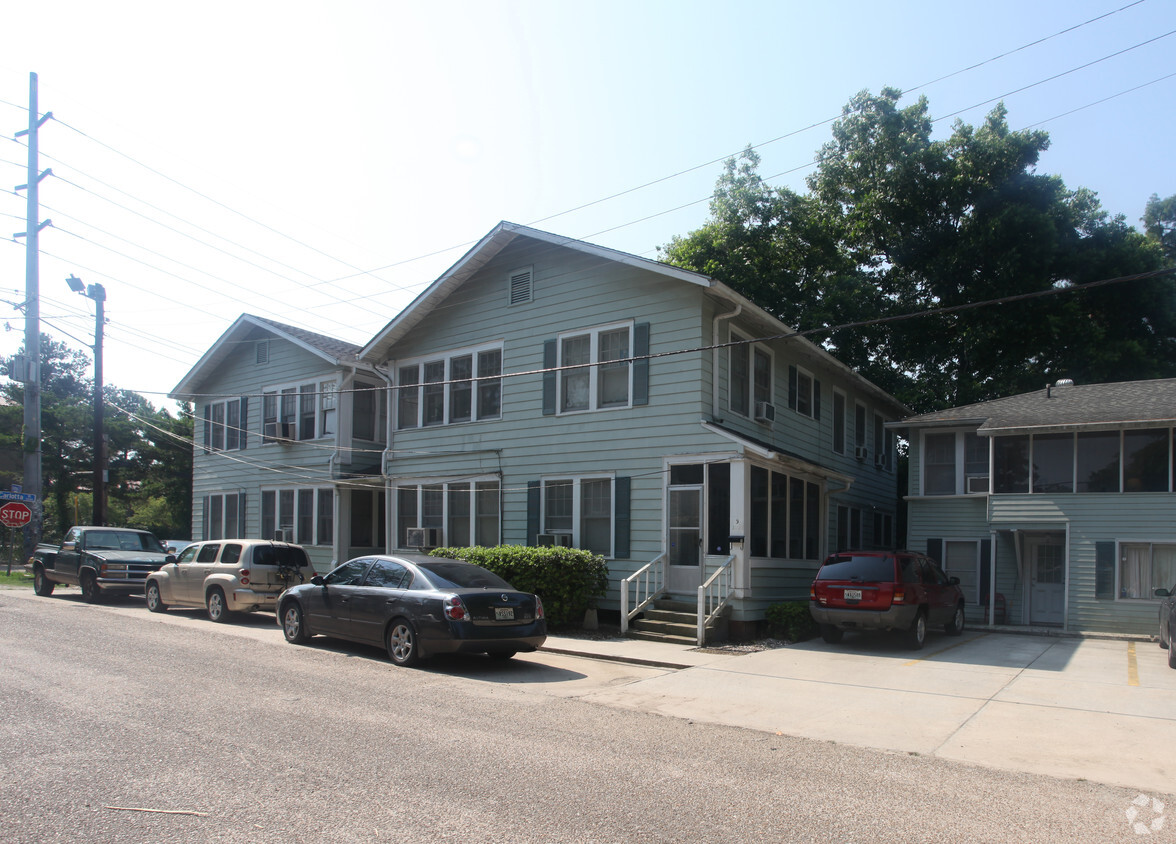 Building Photo - 3294-3298 Ivanhoe St