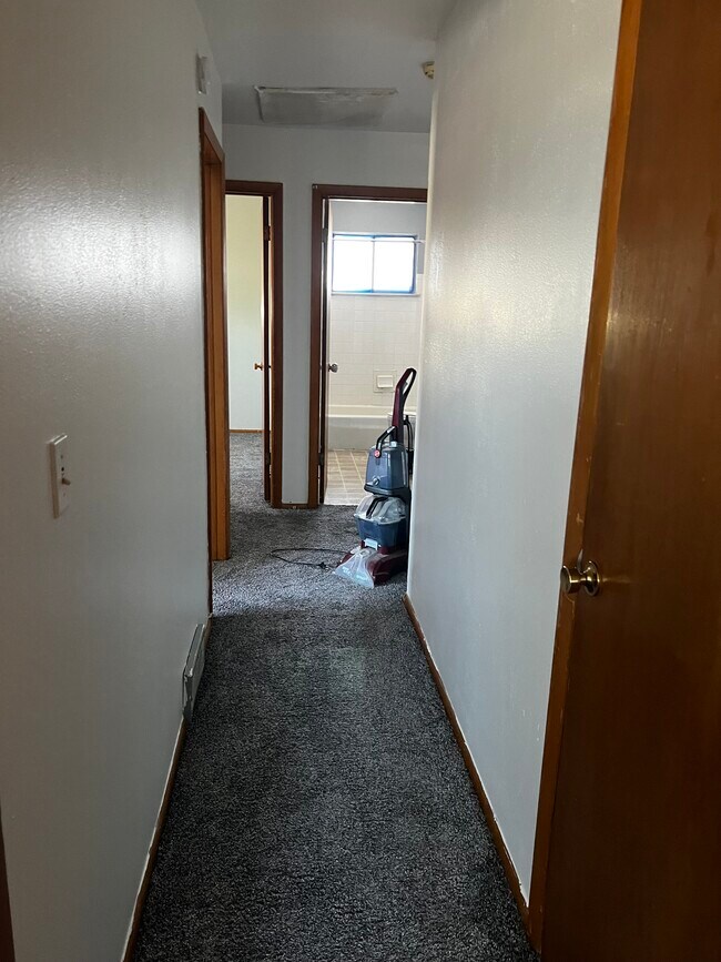 Foto del edificio - 3558 S 92nd St