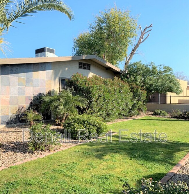 Foto del edificio - 3646 E Montecito Ave