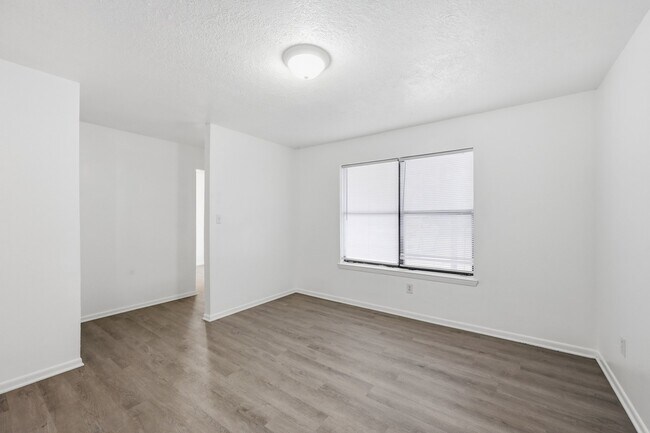 Foto del edificio - 1410 S Elizabeth Ave