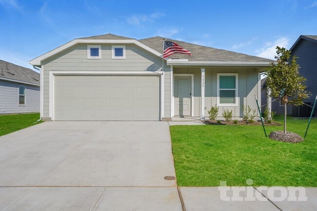 Building Photo - 3028 Yellow Pne Ave