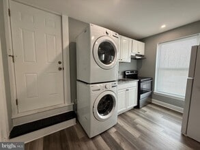 Building Photo - 55 S 3rd St