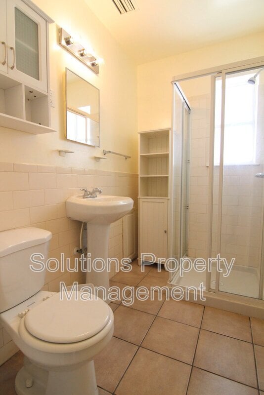 Building Photo - 309 W Rutgers St