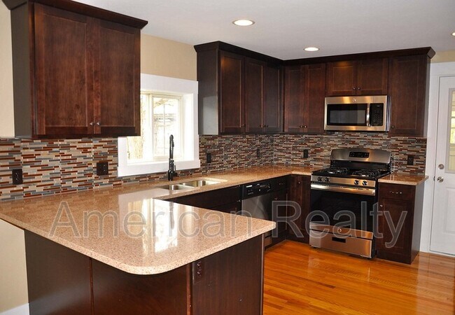 Foto del edificio - 55 Fuller Ave NE