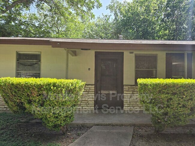 Foto del edificio - 4708 Red River St
