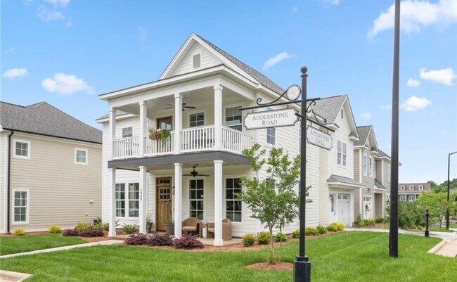 Foto del edificio - Modern 3-Bedroom, 3-Bath Home in Winston-Salem