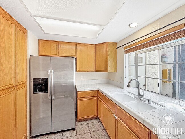 Building Photo - Inviting 2B/3BA Two-Story Home with Balcony, Garage and Community Amenities in El Cajon