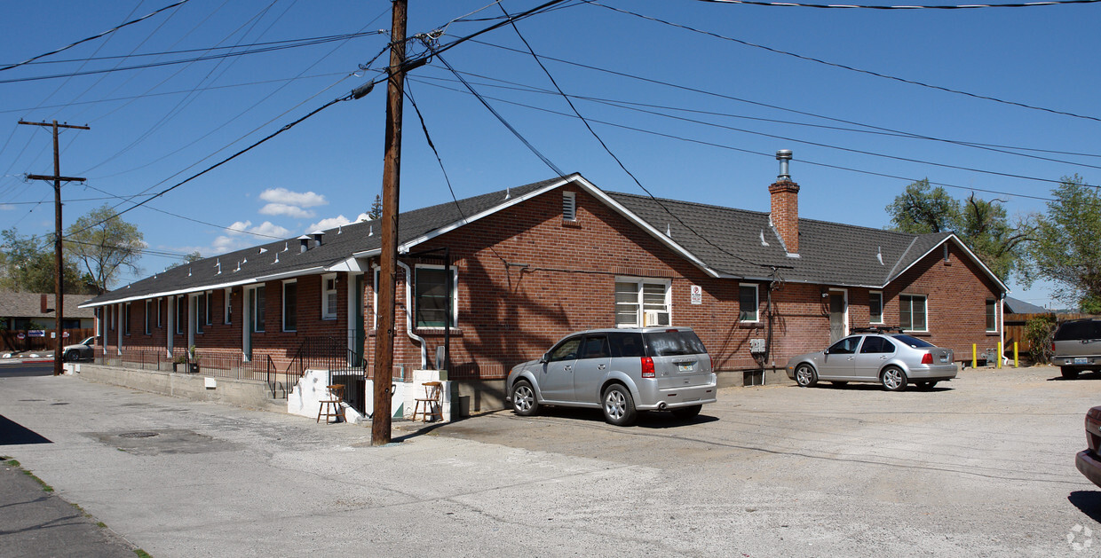 Foto del edificio - 550 S Wells Ave