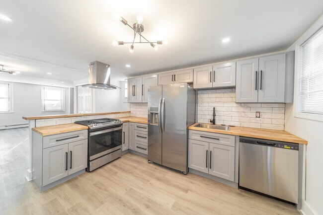 Foto del edificio - 169 Halladay St