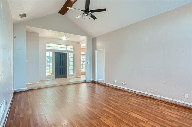 Building Photo - 809 Steadman Dr