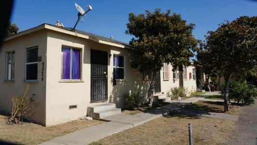 Foto principal - 9824-9830 Alameda St