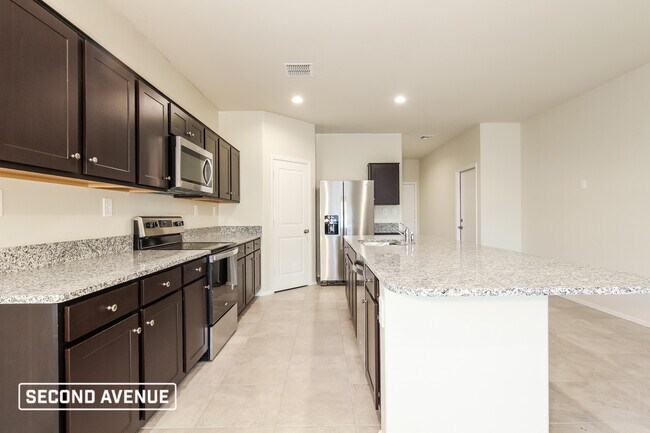 Foto del edificio - 24415 W Illini ST
