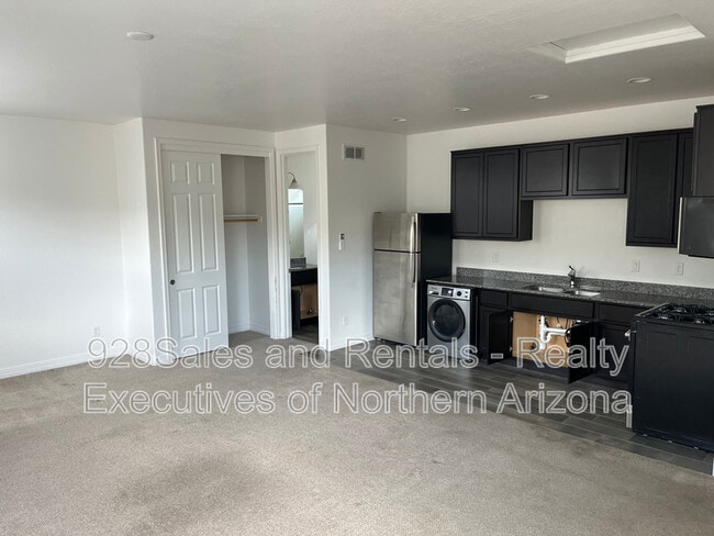 Building Photo - 2449 W Bruce Balle Dr