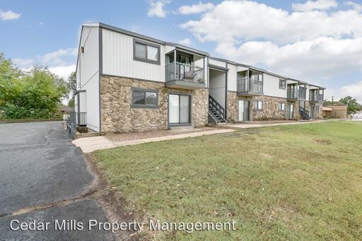 Foto principal - 525 W 37th St N