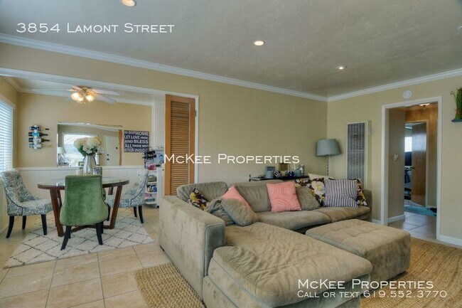 Foto del edificio - 3854 Lamont St