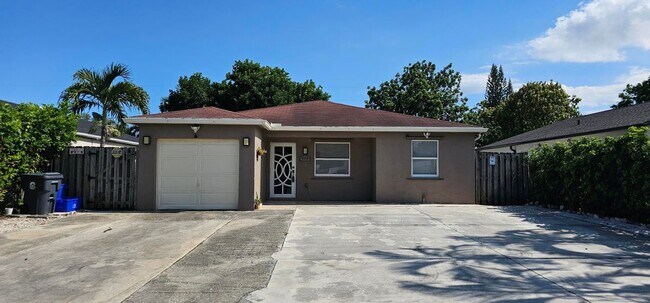 Foto del edificio - 4300 Purdy Ln
