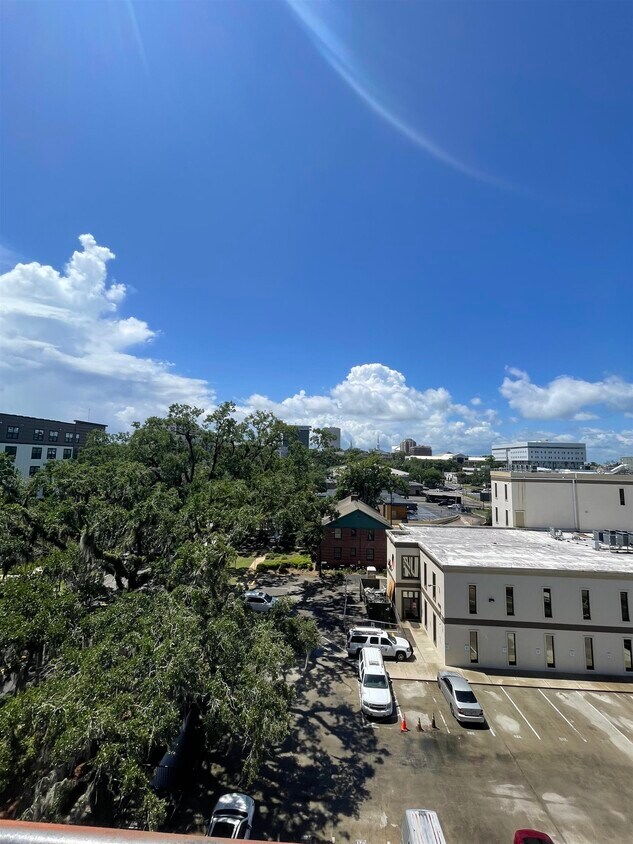 Primary Photo - 420 N Adams St
