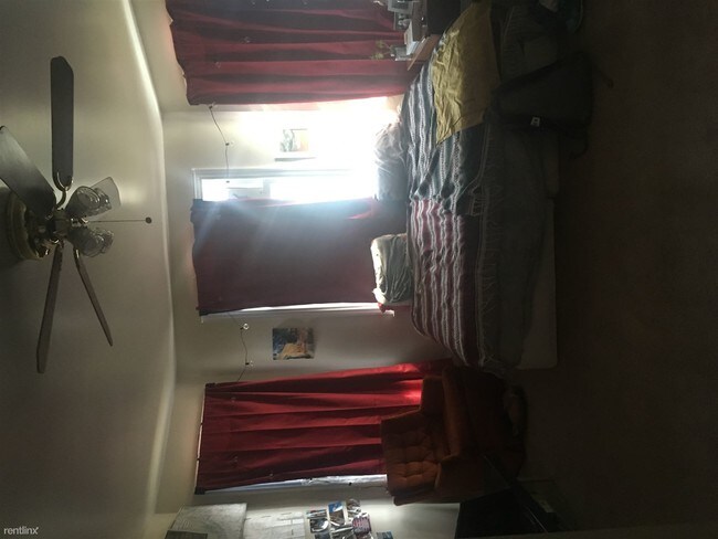 Building Photo - 3 br, 2 bath House - 4620 Baum Blvd north ...