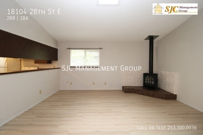 Building Photo - Two Bedroom for Rent on Driftwood Point, L...