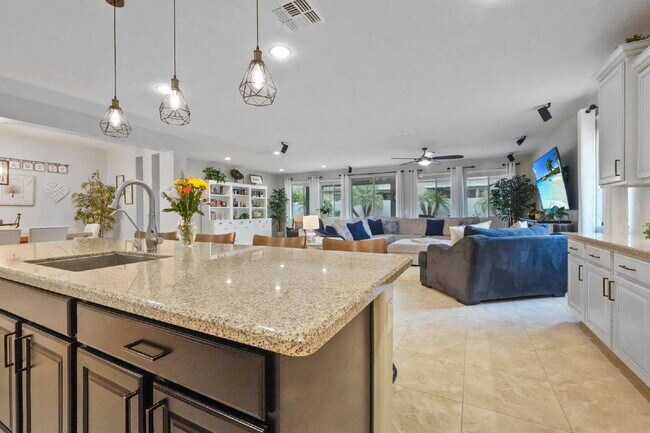 Building Photo - 22451 E Avenida Del Valle