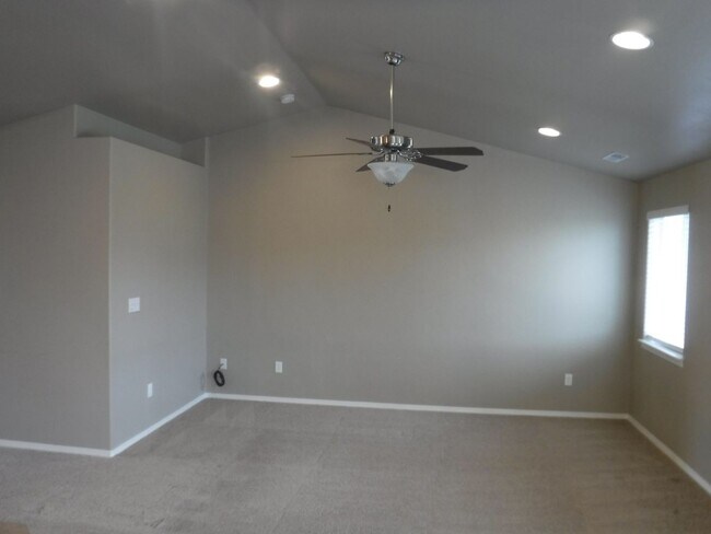 Foto del edificio - Awesome Caldwell 3 bed, 2 bath cutie!