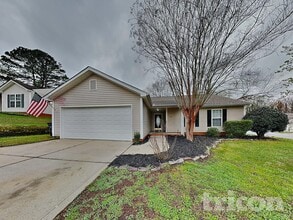 Building Photo - 967 Ashland Ave